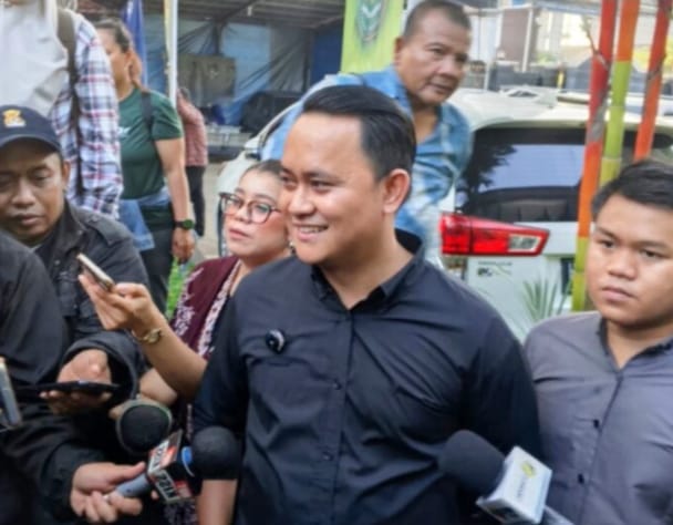 “Sidang FARIZ RM Ditunda”