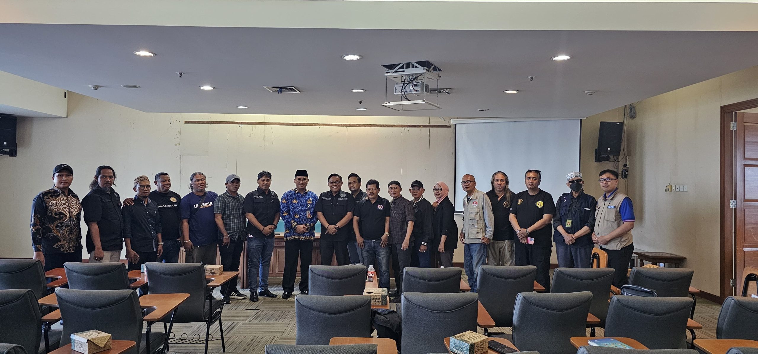 Rapat Rekonsiliasi PWI Jakarta Barat Tegaskan Kebersamaan dan Komitmen Bersama