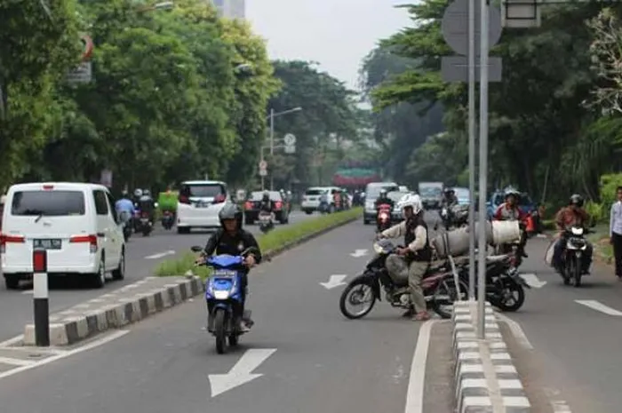 Republik Indonesia (Polri) Resmi Menerapkan Aturan Baru Tilang Elektronik ( ETLE )