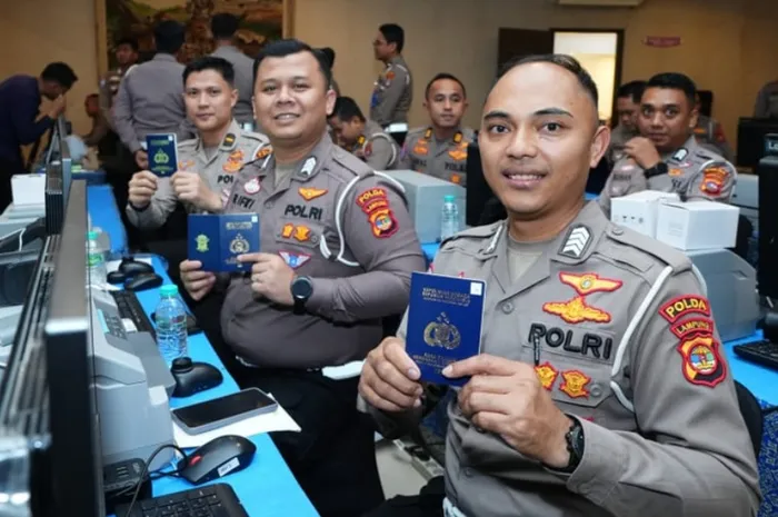 BPKB (Buku Pemilik Kendaraan Bermotor) adalah dokumen penting yang membuktikan kepemilikan sah kendaraan bermotor di Indonesia.