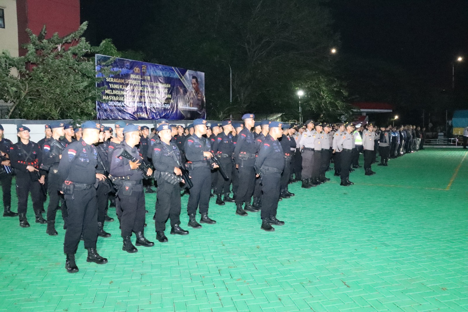 Pengawalan Gabungan Porli dan TNI
