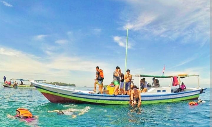 Semangat Bahari Menggelora, Kapal Tradisional Berlaga di Seribu Utara